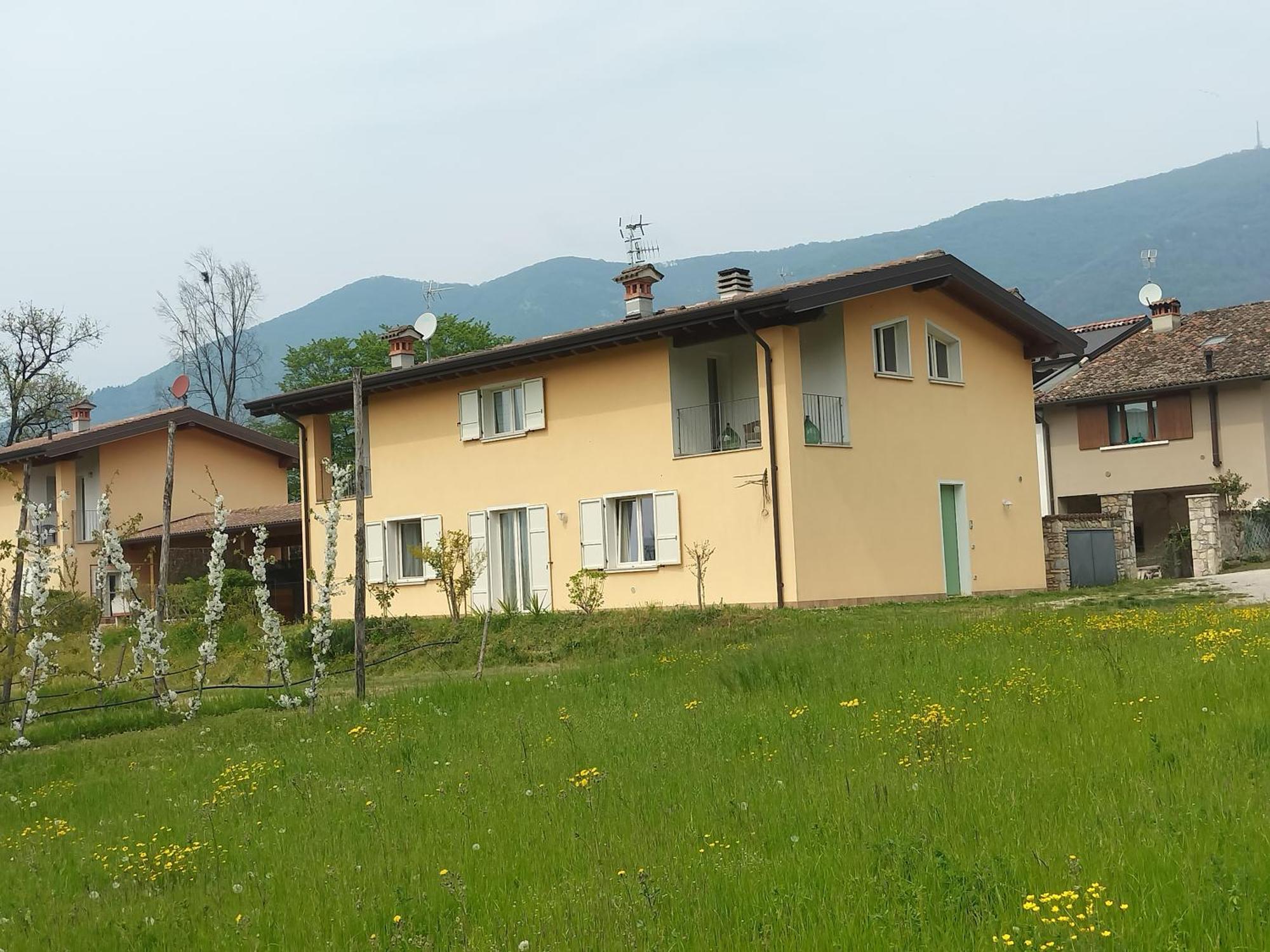Villanuova sul clisi Cascina Legnago Bilocale A 6 Chilometri Da Salo' 아파트 외부 사진